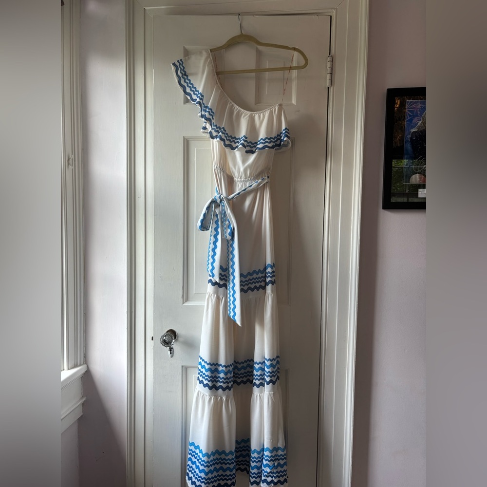 Flying Tomato Cream and White One-Shoulder Sundress